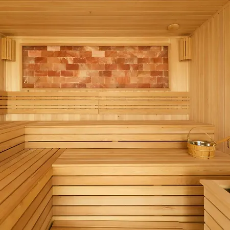 And Wellness Pannonia Villa