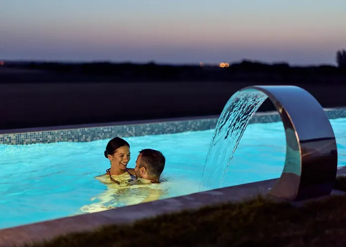 فيلة And Wellness Pannonia Elemir